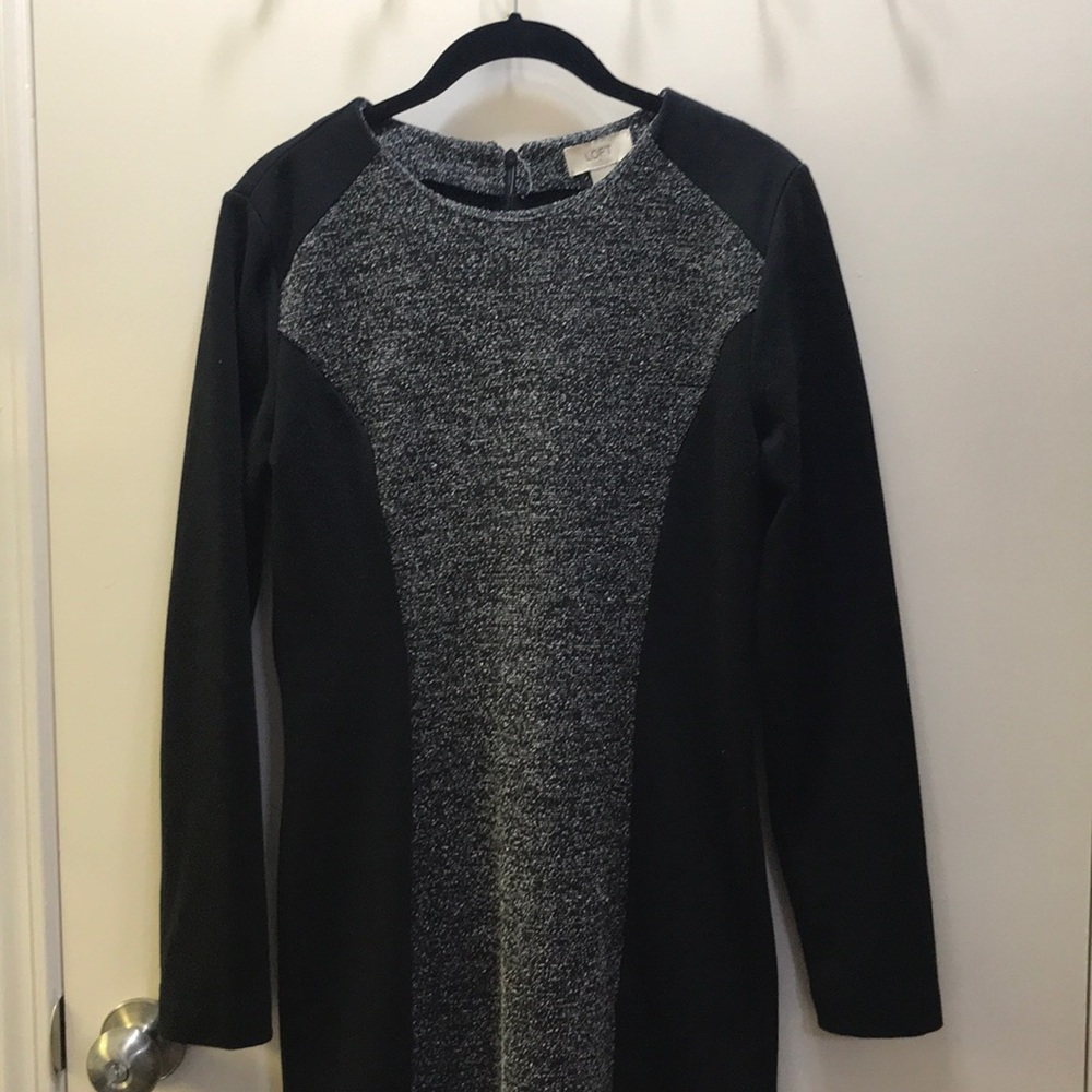 Dress - Picture 3 of 4